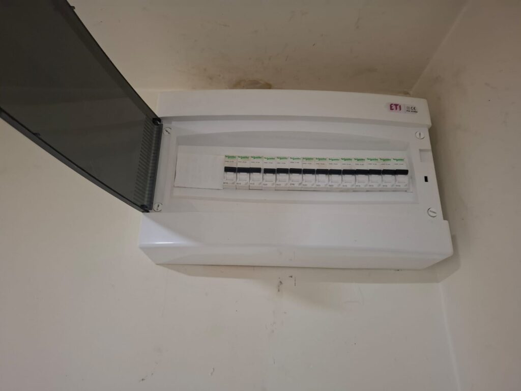 WhatsApp Image 2026-02-18 at 15.44.59